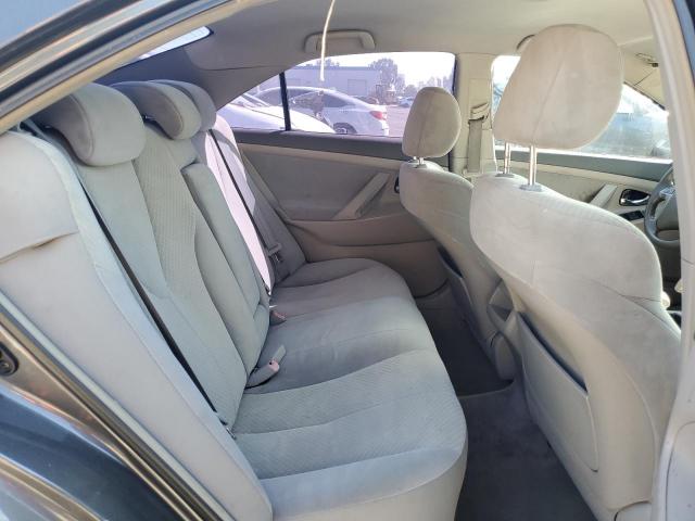 Toyota Camry Se Image 7