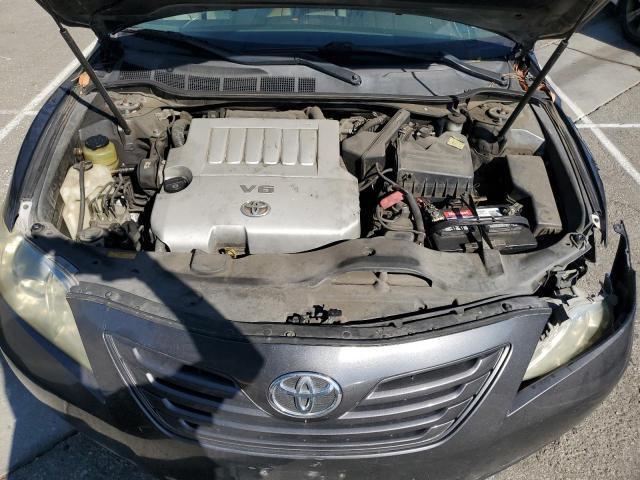 Toyota Camry Se Image 10