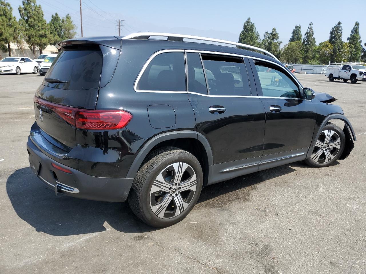 Mercedes-Benz EQB 250+ Image 5