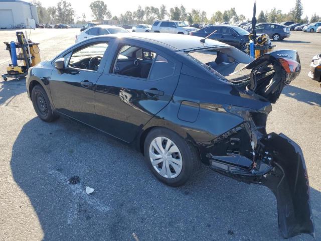 Nissan Versa S Image 2