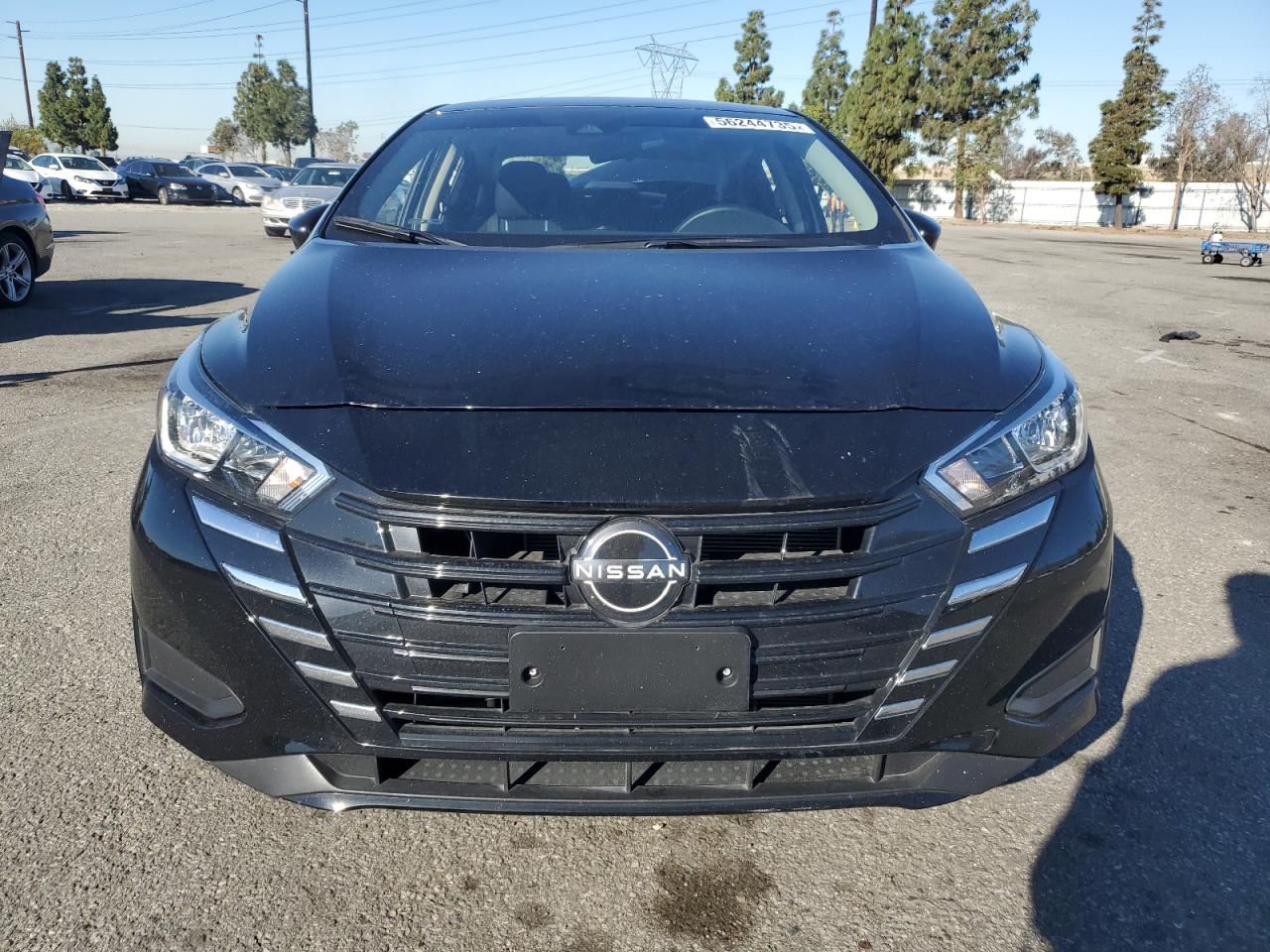 Nissan Versa S Image 6