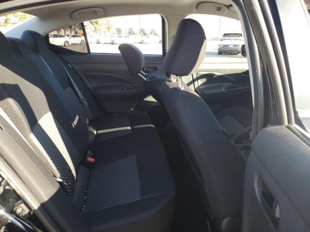 Nissan Versa S Image 10