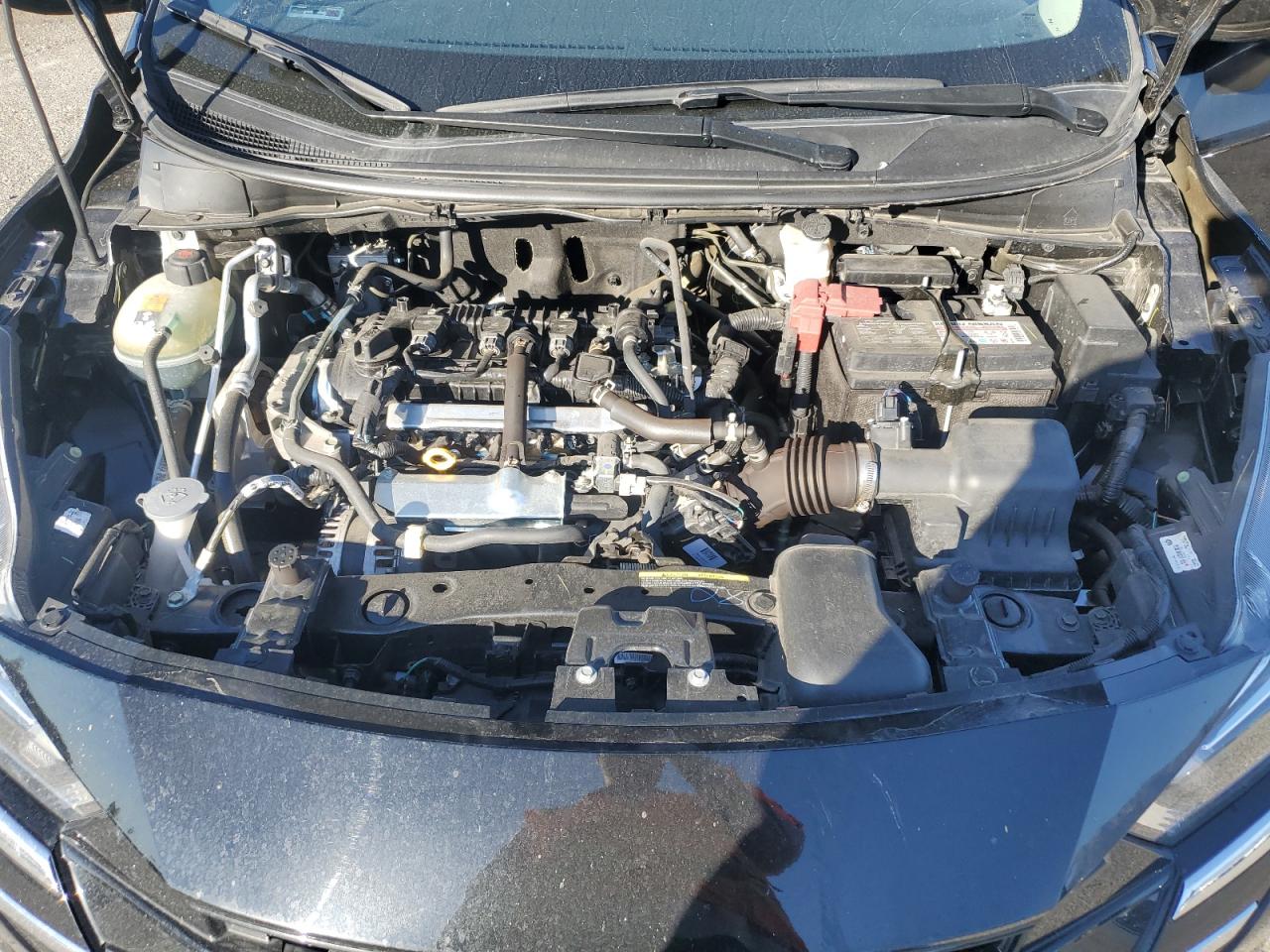 Nissan Versa S Image 8