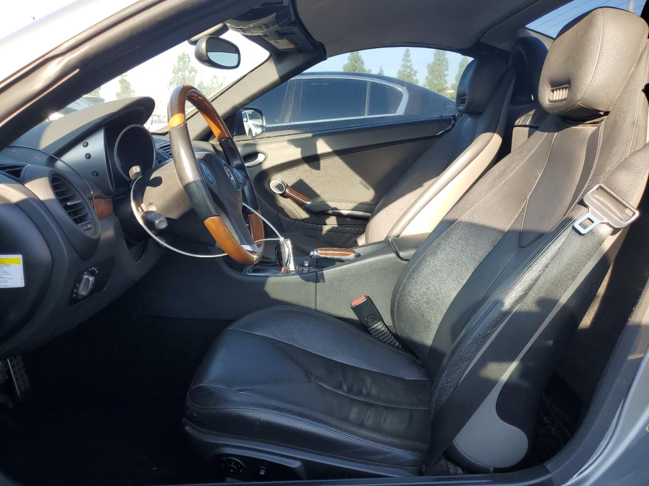 Mercedes-Benz Slk-class 300 Image 6