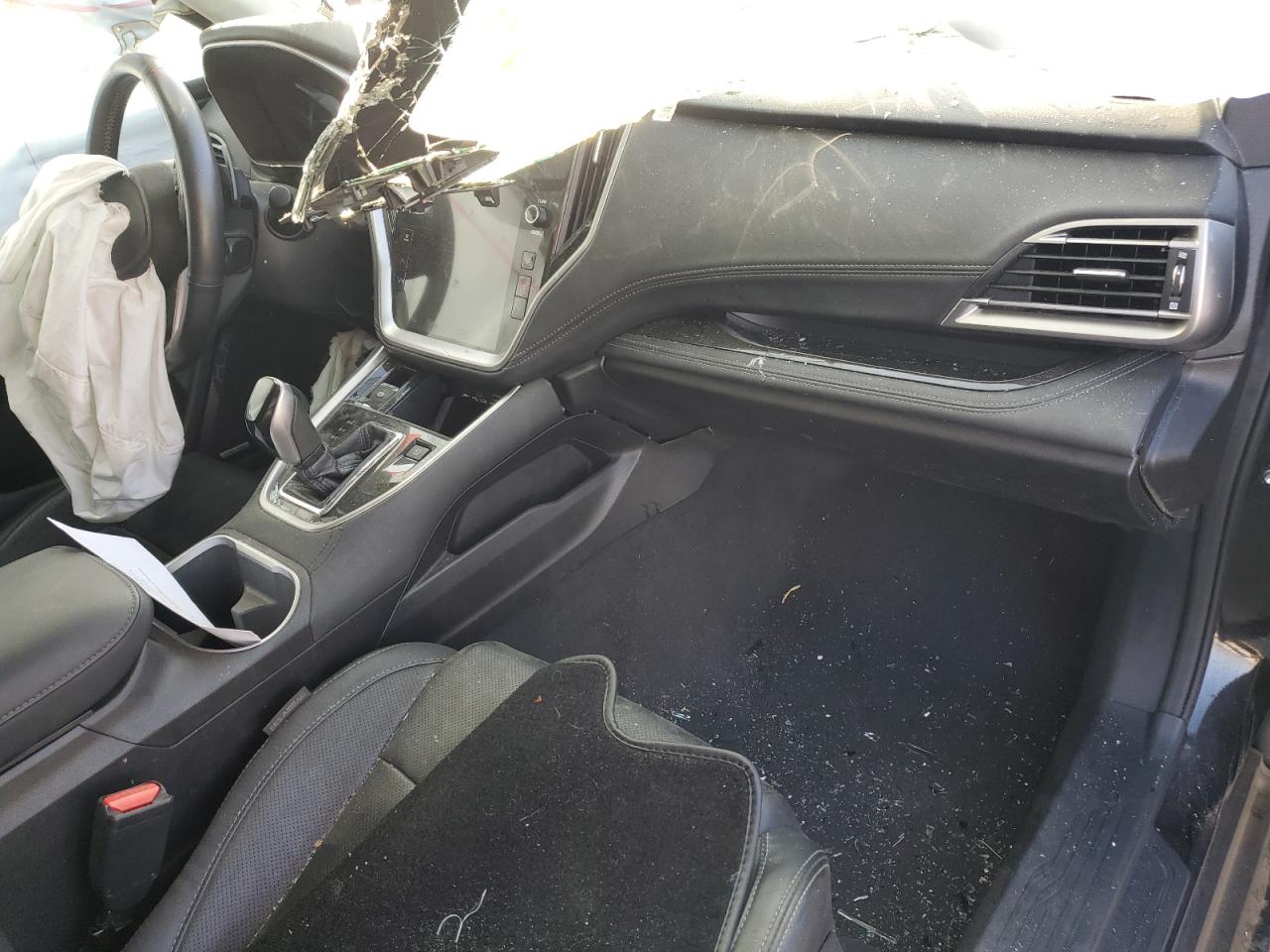 Subaru Outback Touring Image 2