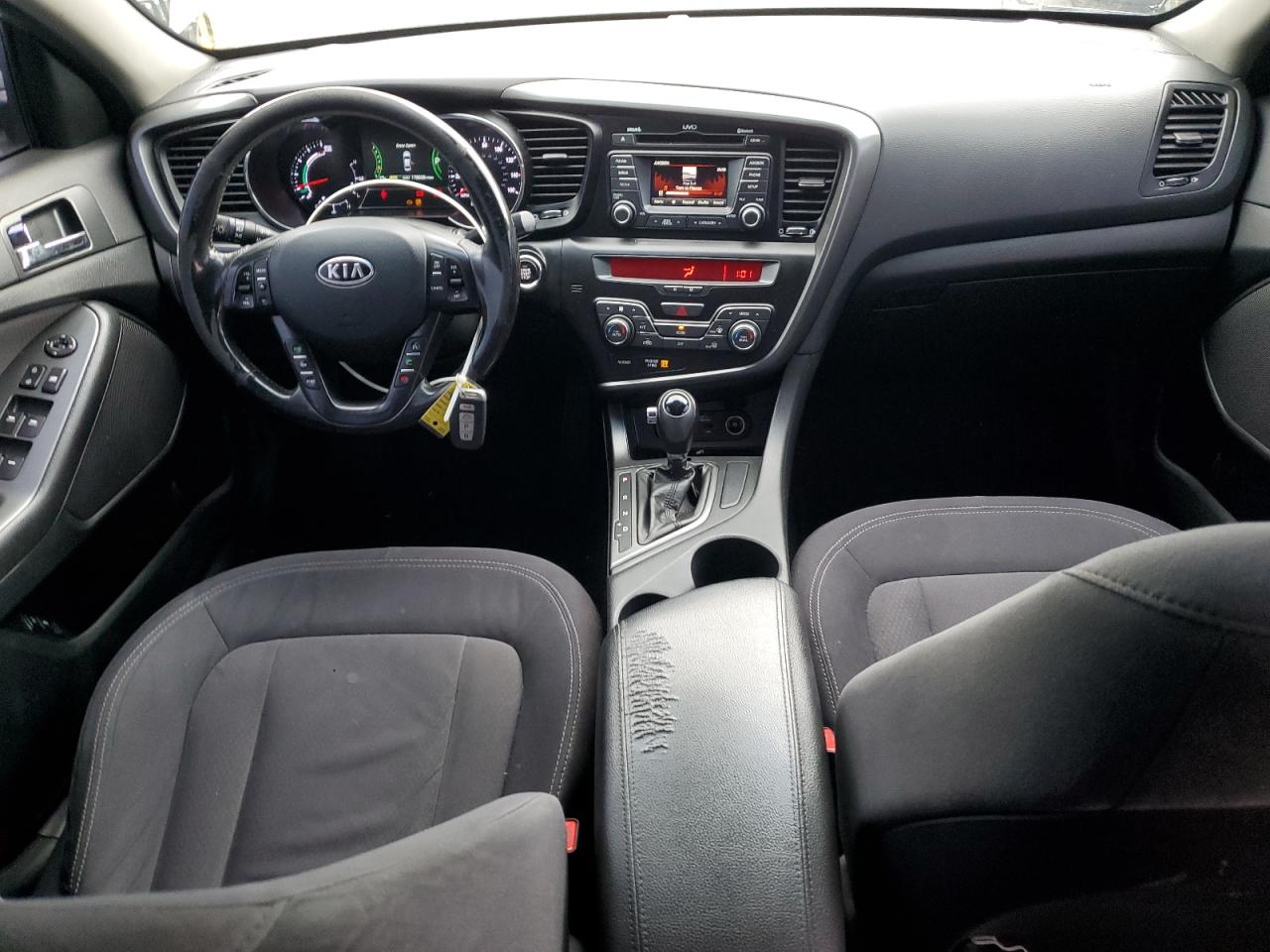 Kia Optima Hybrid Image 11