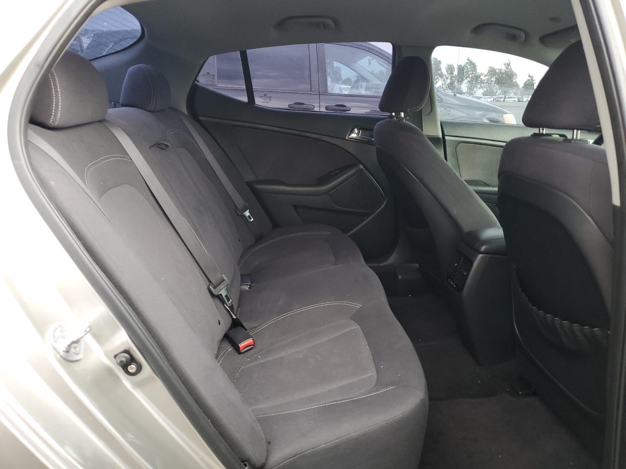 Kia Optima Hybrid Image 10