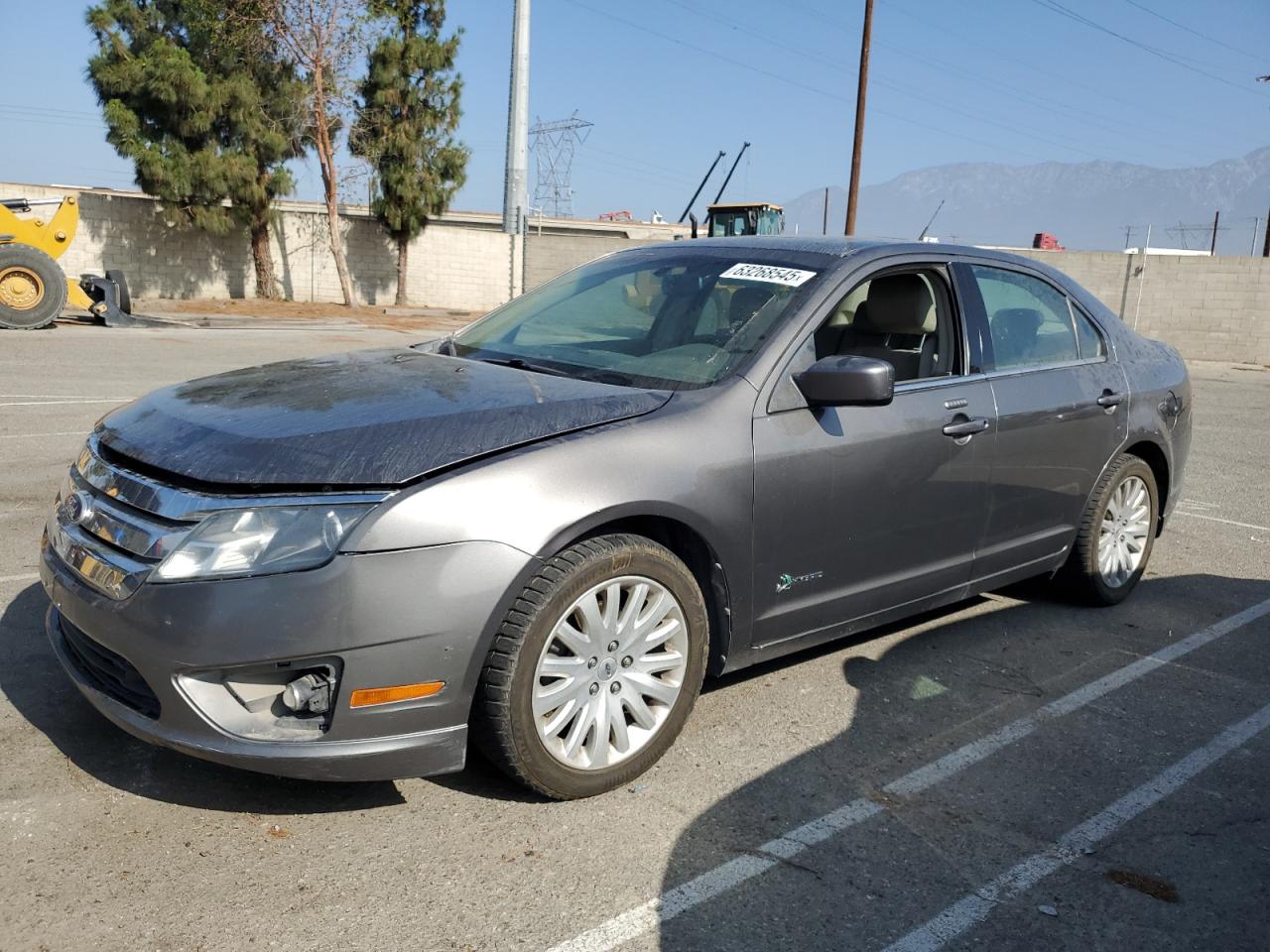Ford Fusion Hybrid Image 1
