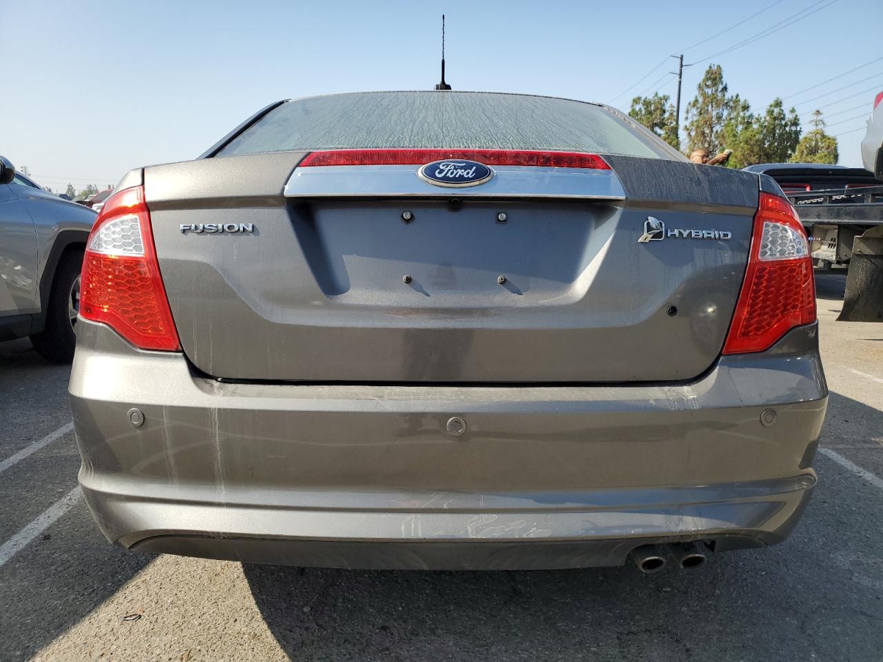 Ford Fusion Hybrid Image 6