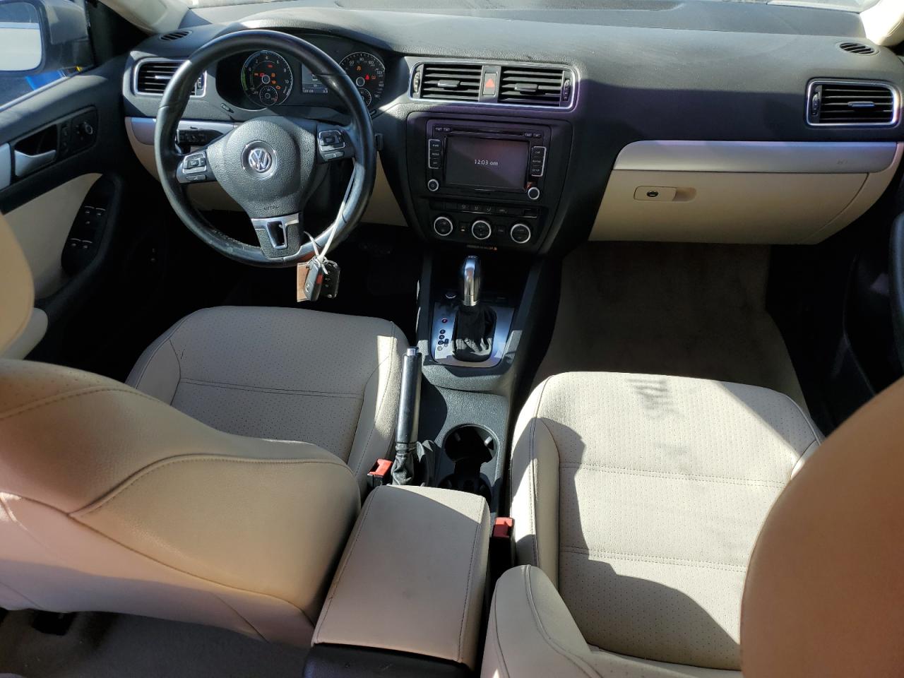 Volkswagen Jetta Hybrid Image 8