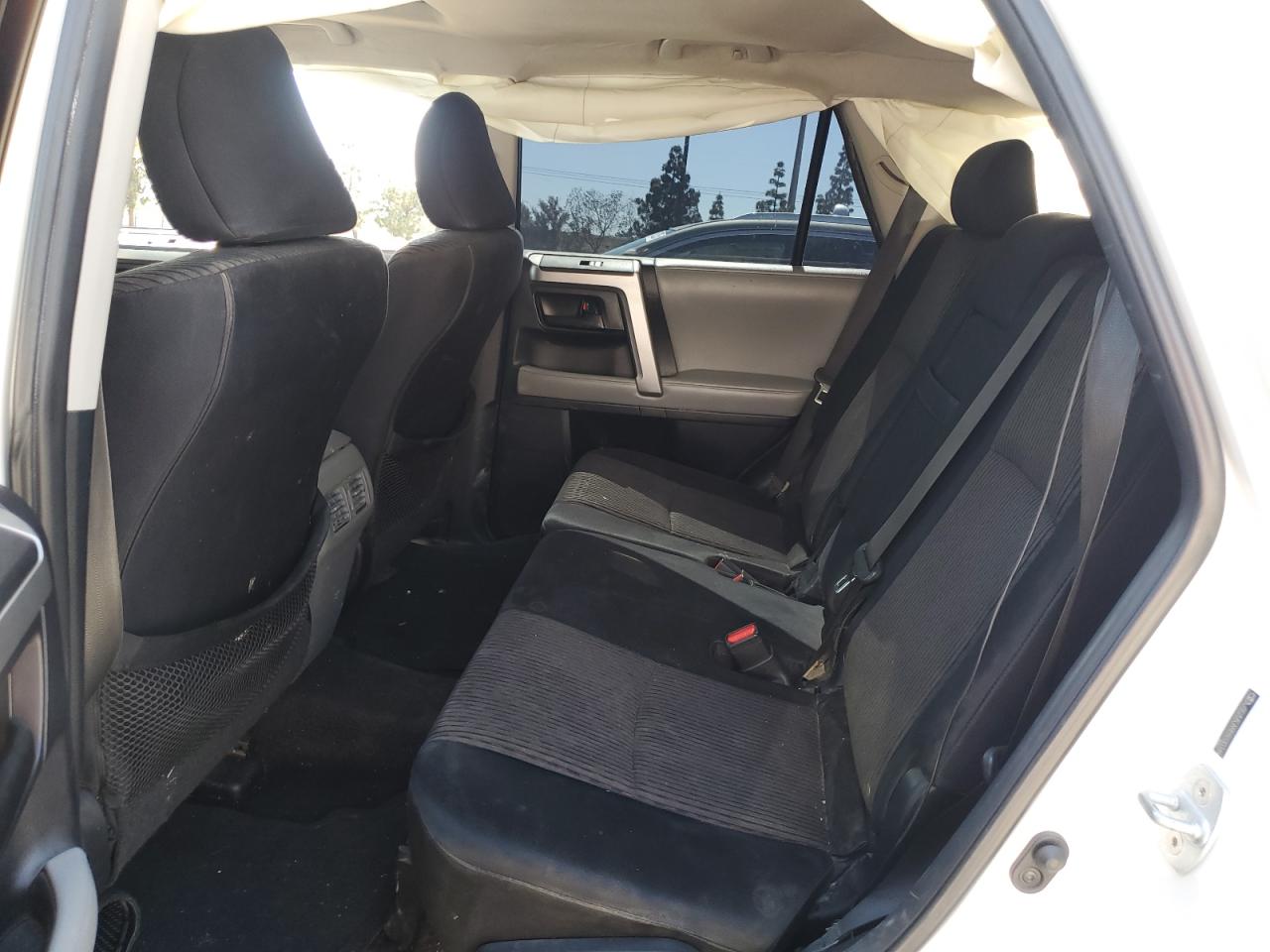 Toyota 4Runner Sr5 Image 8