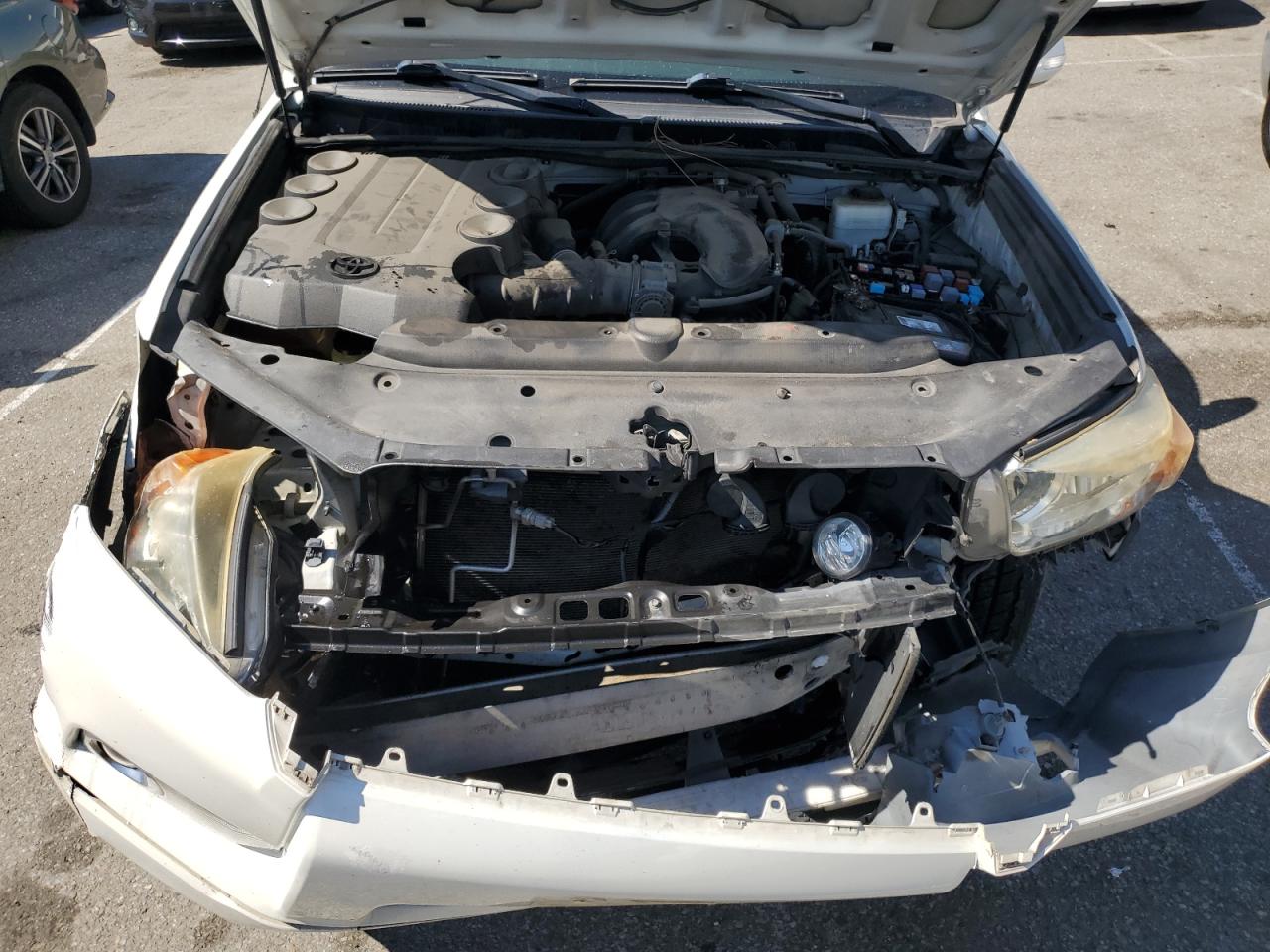 Toyota 4Runner Sr5 Image 12