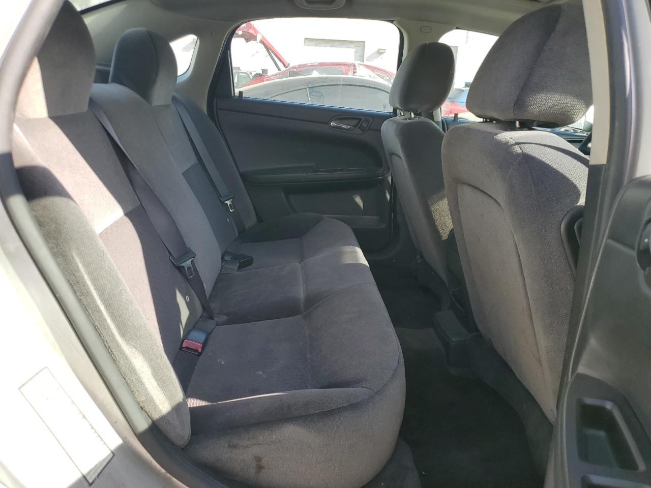 Chevrolet Impala Lt Image 10