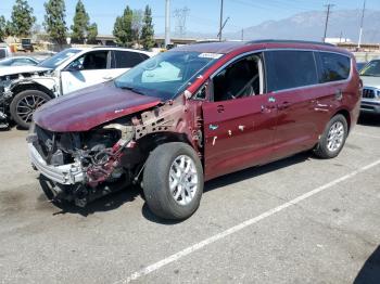  Salvage Chrysler Pacifica