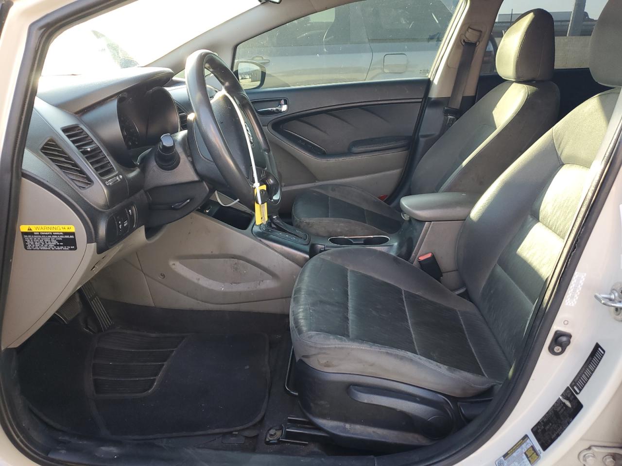 Kia Forte Lx Image 9