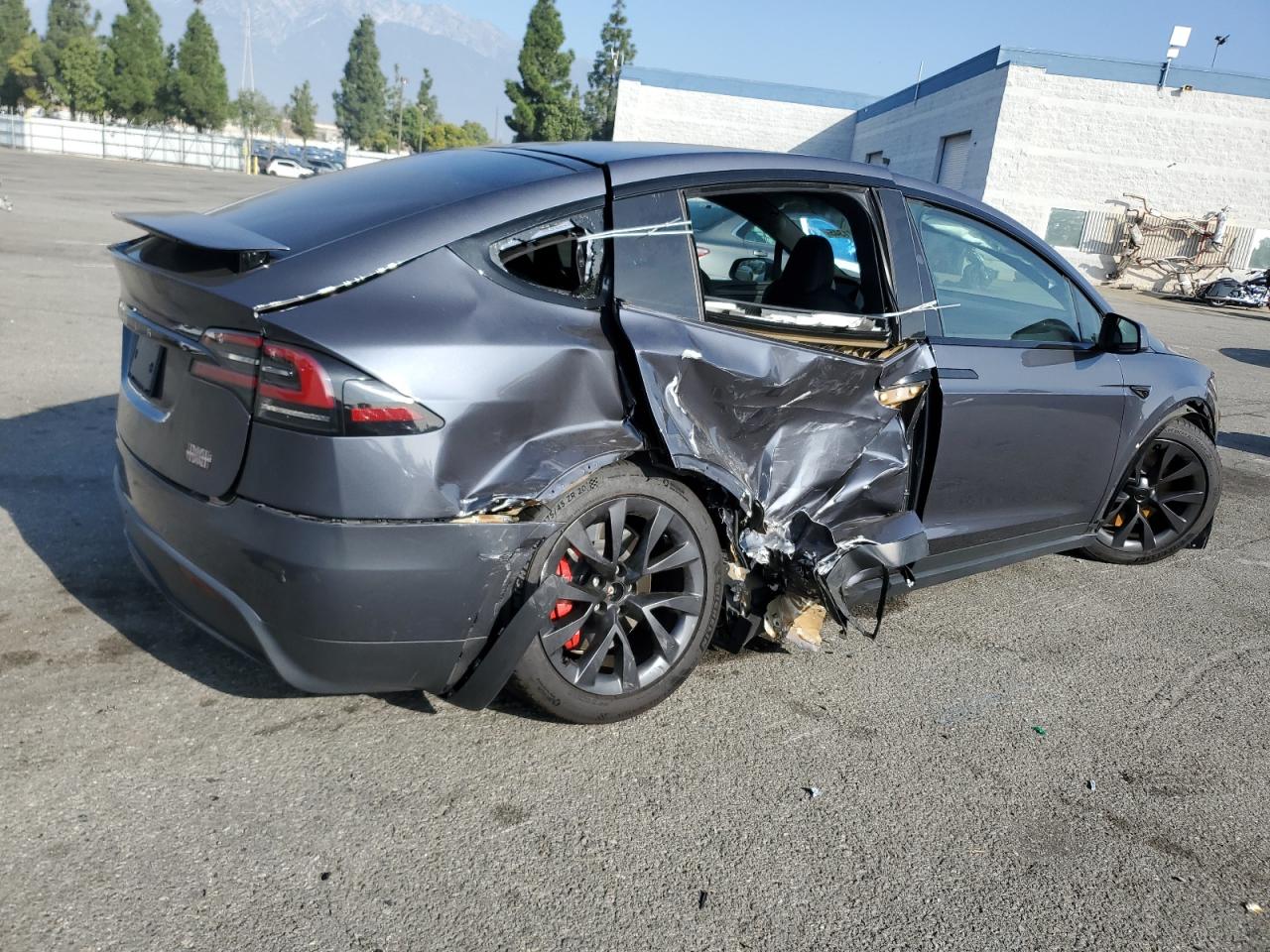 Tesla Model X Image 12