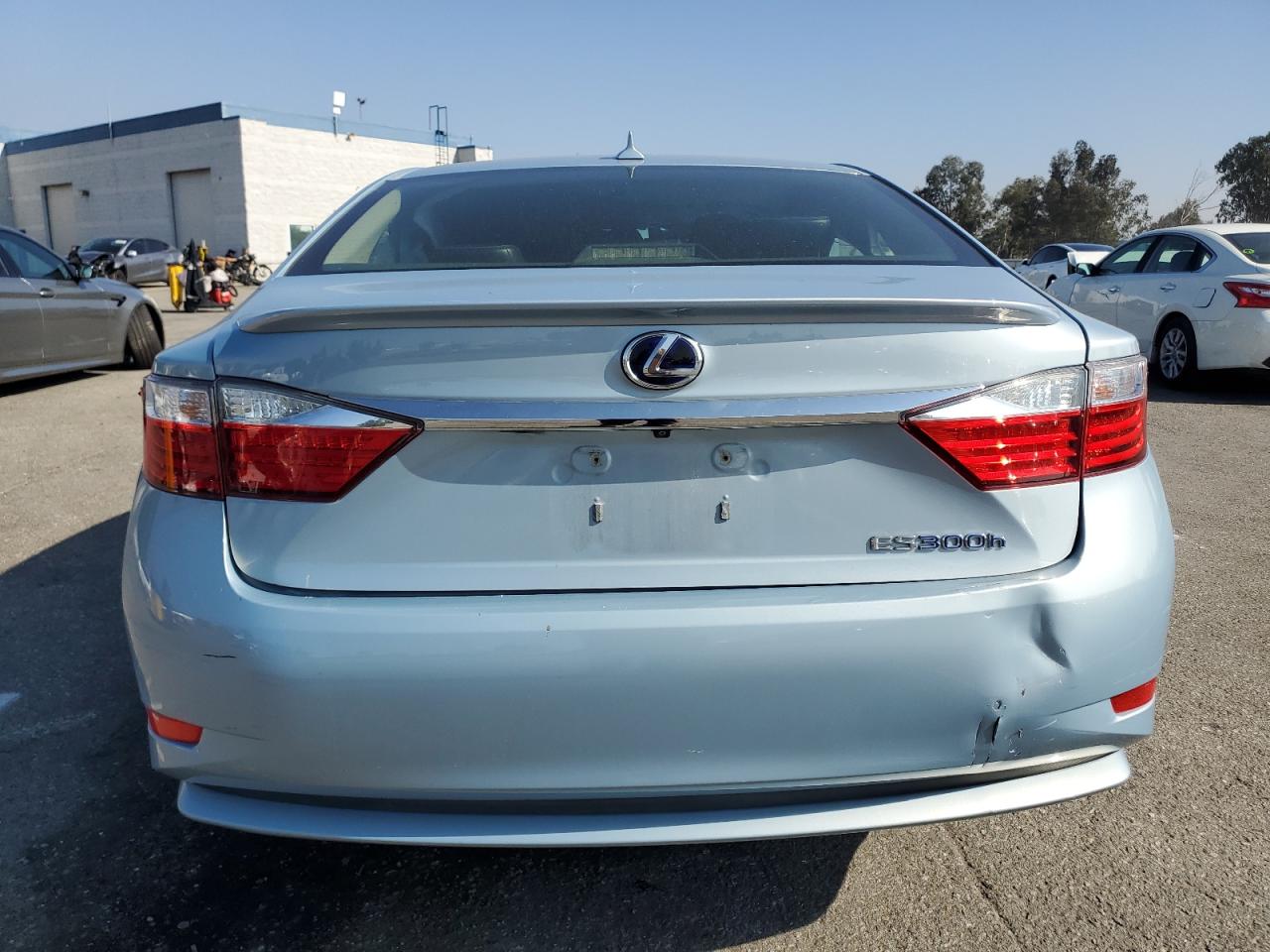 Lexus Es 300h Image 7