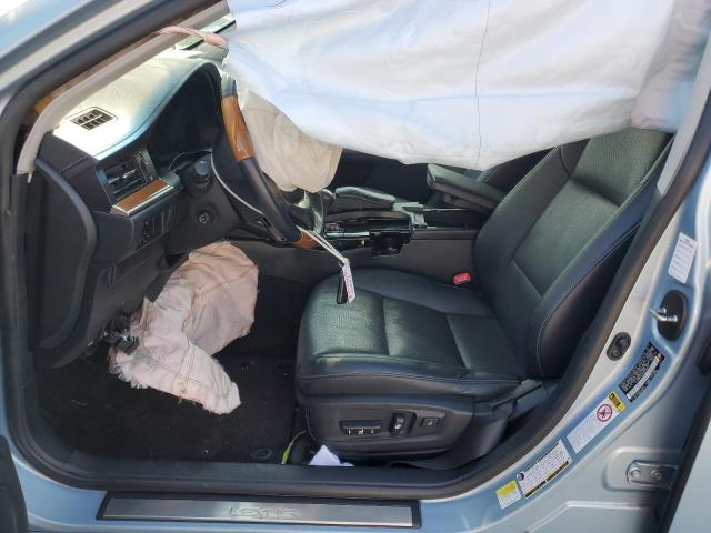 Lexus Es 300h Image 2