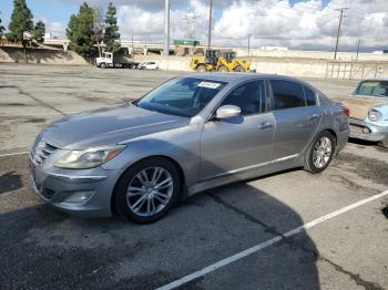  Salvage Hyundai Genesis