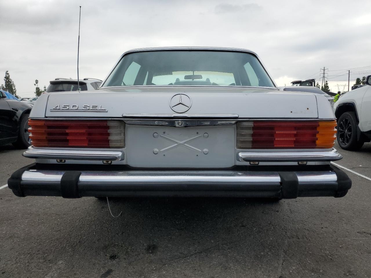 Merz 450-class Image 10