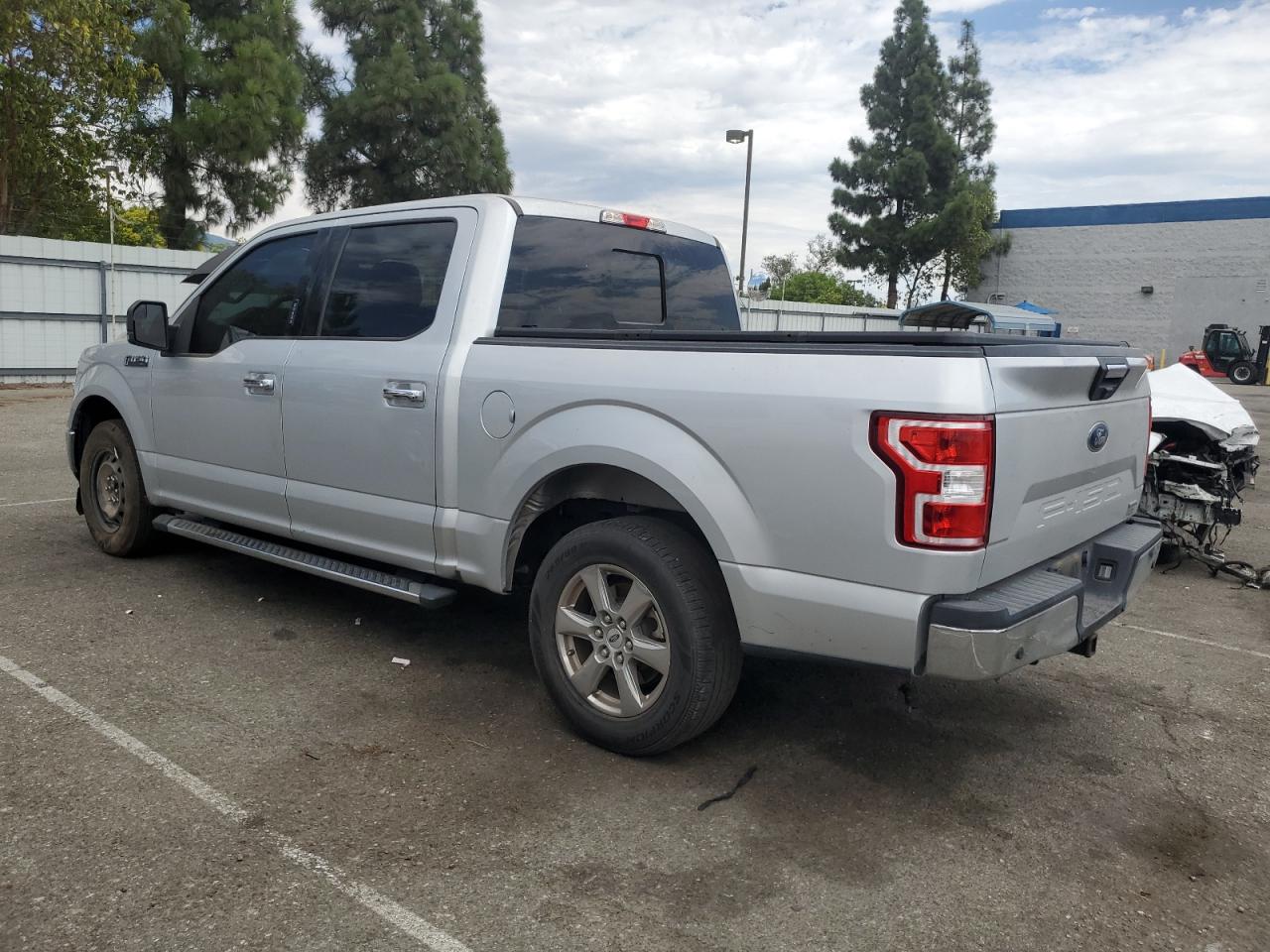 Ford F-150 Supercrew Image 3