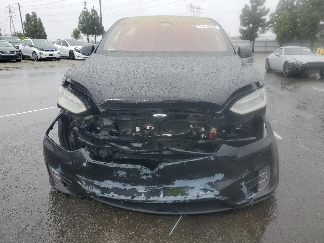 Tesla Model X Image 4