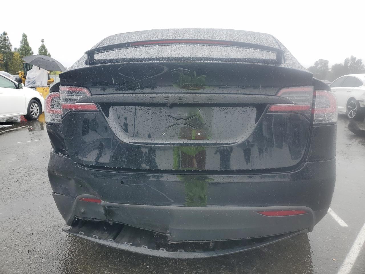 Tesla Model X Image 9