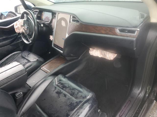 Tesla Model X Image 6