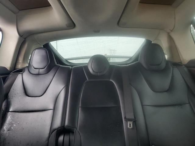 Tesla Model X Image 8
