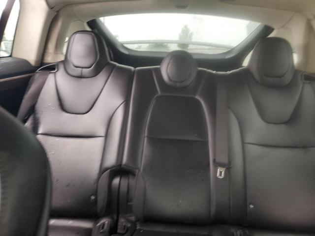 Tesla Model X Image 11