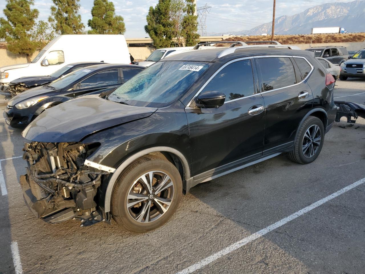 Nissan Rogue S Image 1