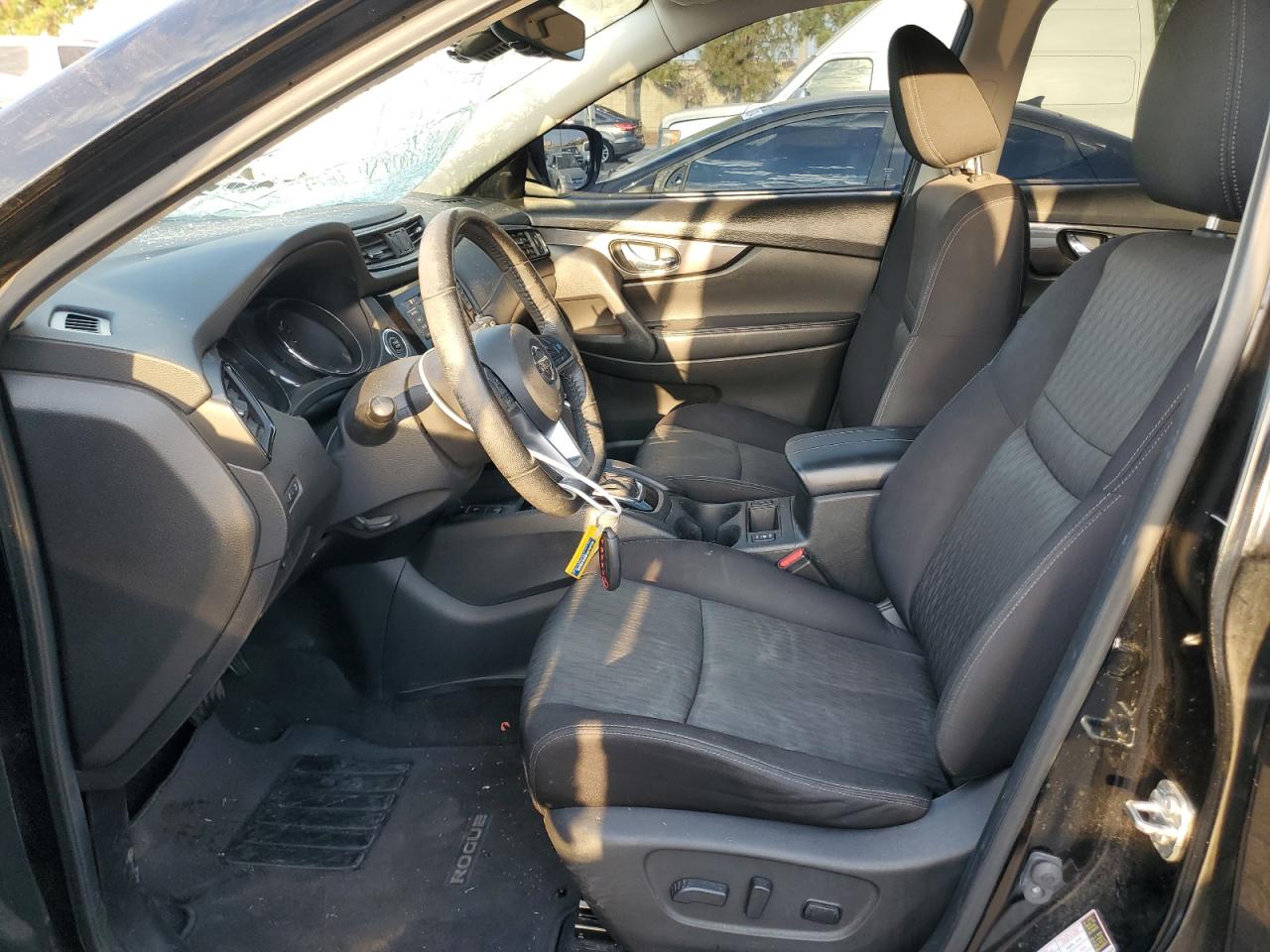 Nissan Rogue S Image 11