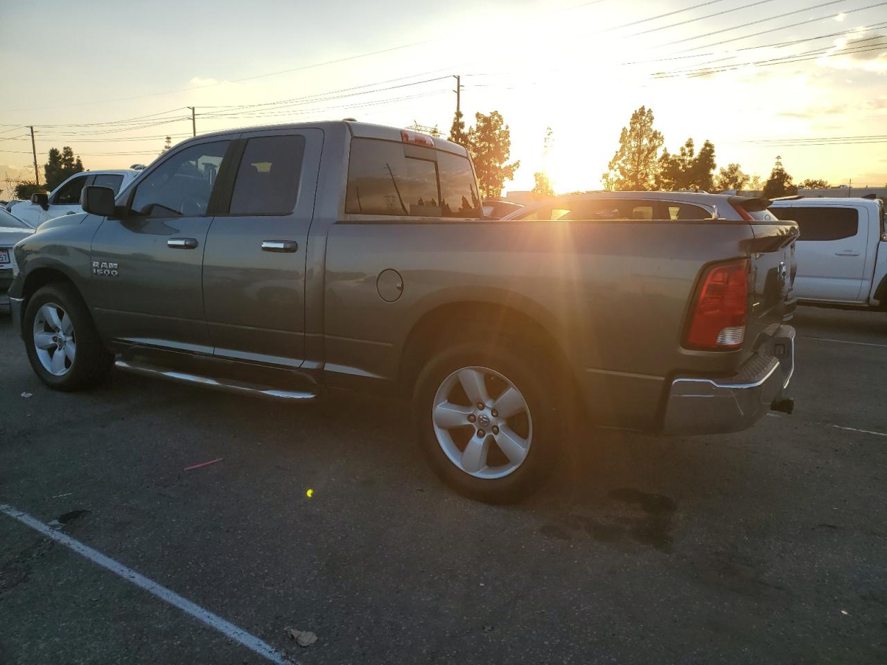 Ram 1500 Slt Image 3