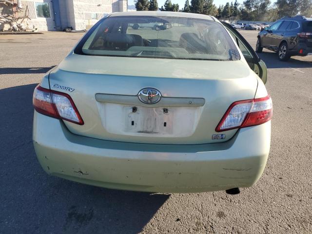 Toyota Camry Hybrid Image 10