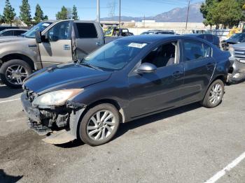  Salvage Mazda 3