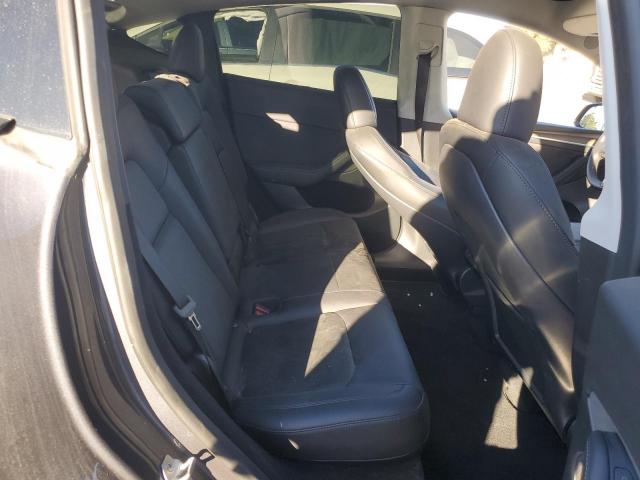 Tesla Model Y Image 8