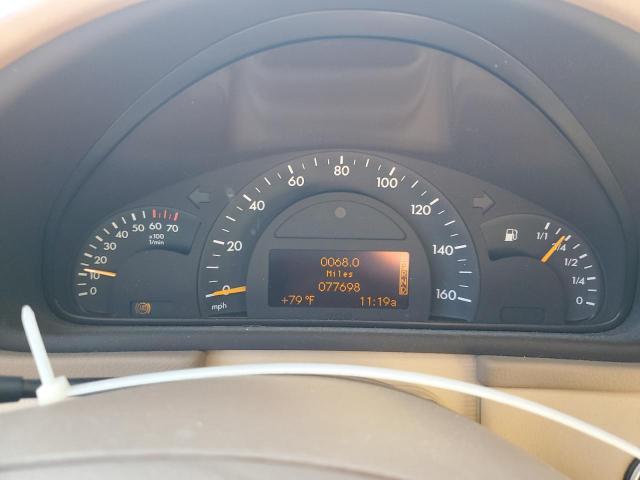 Mercedes-Benz C-Class 320 Image 9