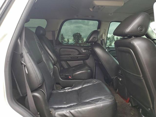 Cadillac Escalade Luxury Image 8