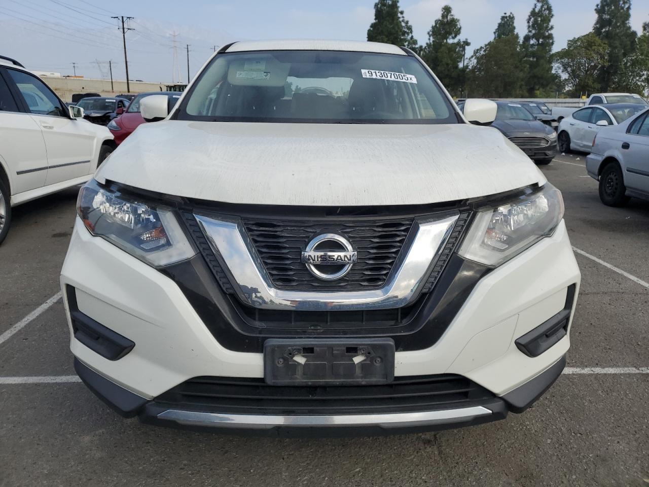 Nissan Rogue S Image 5