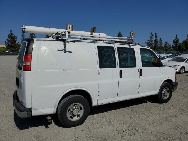 Chevrolet Express Image 3