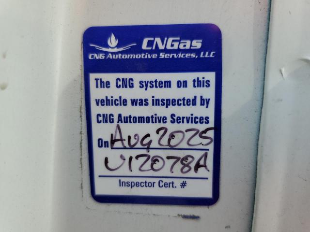 Chevrolet Express Image 10