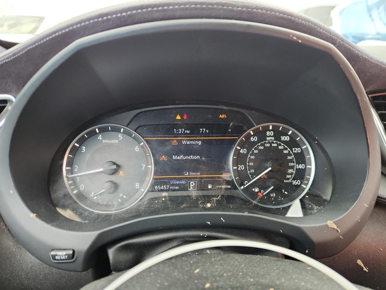 INFINITI Qx Essential Image 11