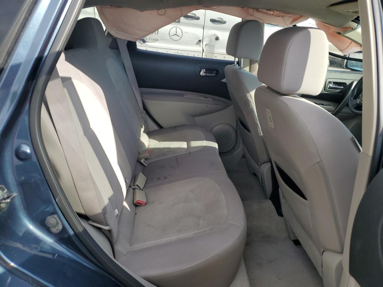 Nissan Rogue S Image 13