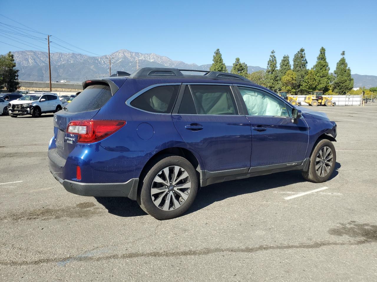 Subaru Outback 2.5i Limited Image 9