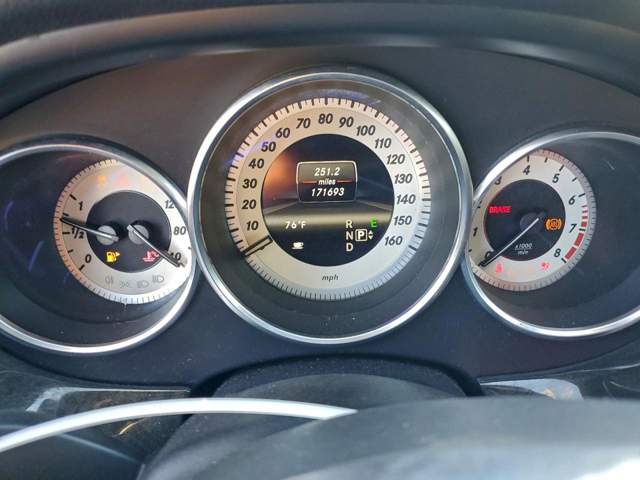 Mercedes-Benz Cls-class 550 Image 9