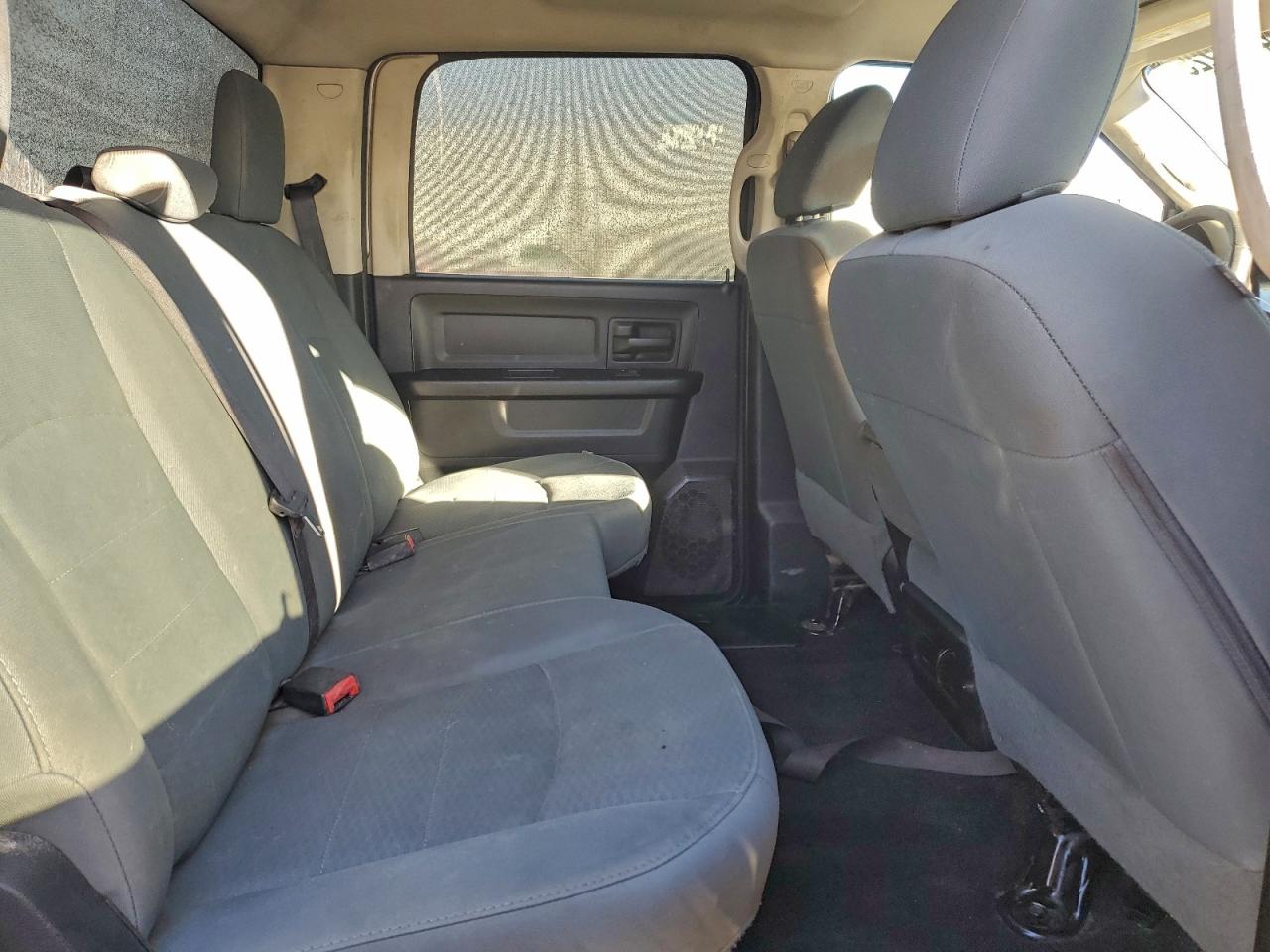 Ram 2500 St Image 12