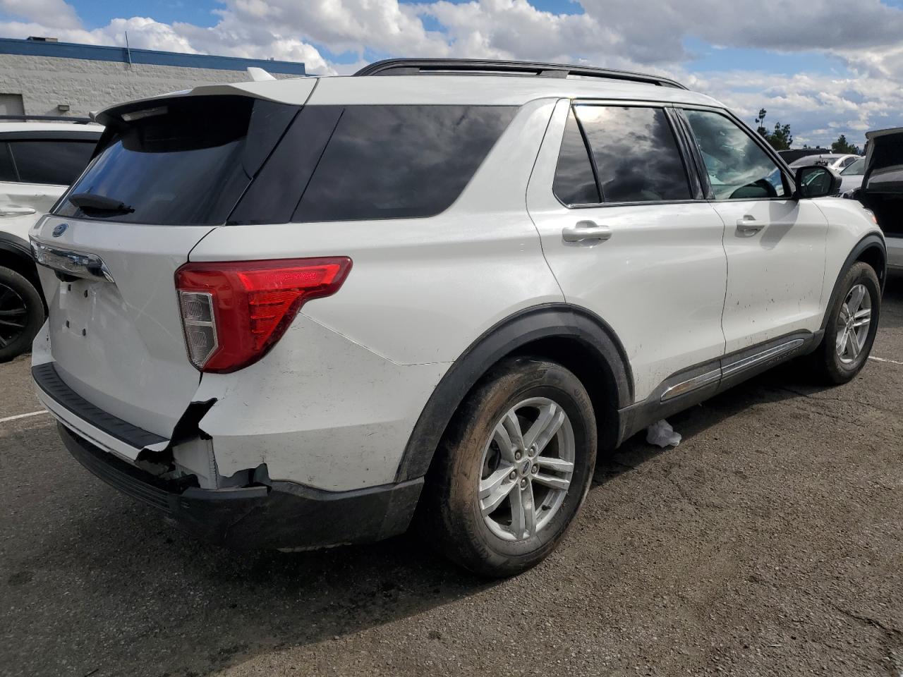 Ford Explorer Xlt Image 2