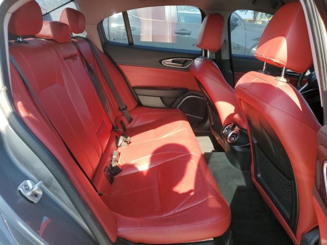 Alfa Romeo Giulia Image 8
