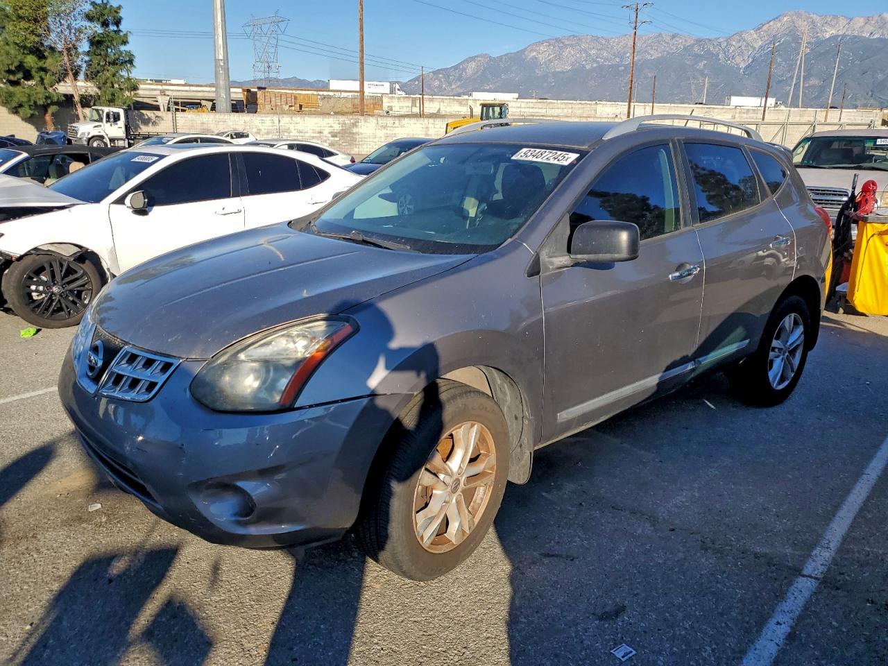 Nissan Rogue S Image 1
