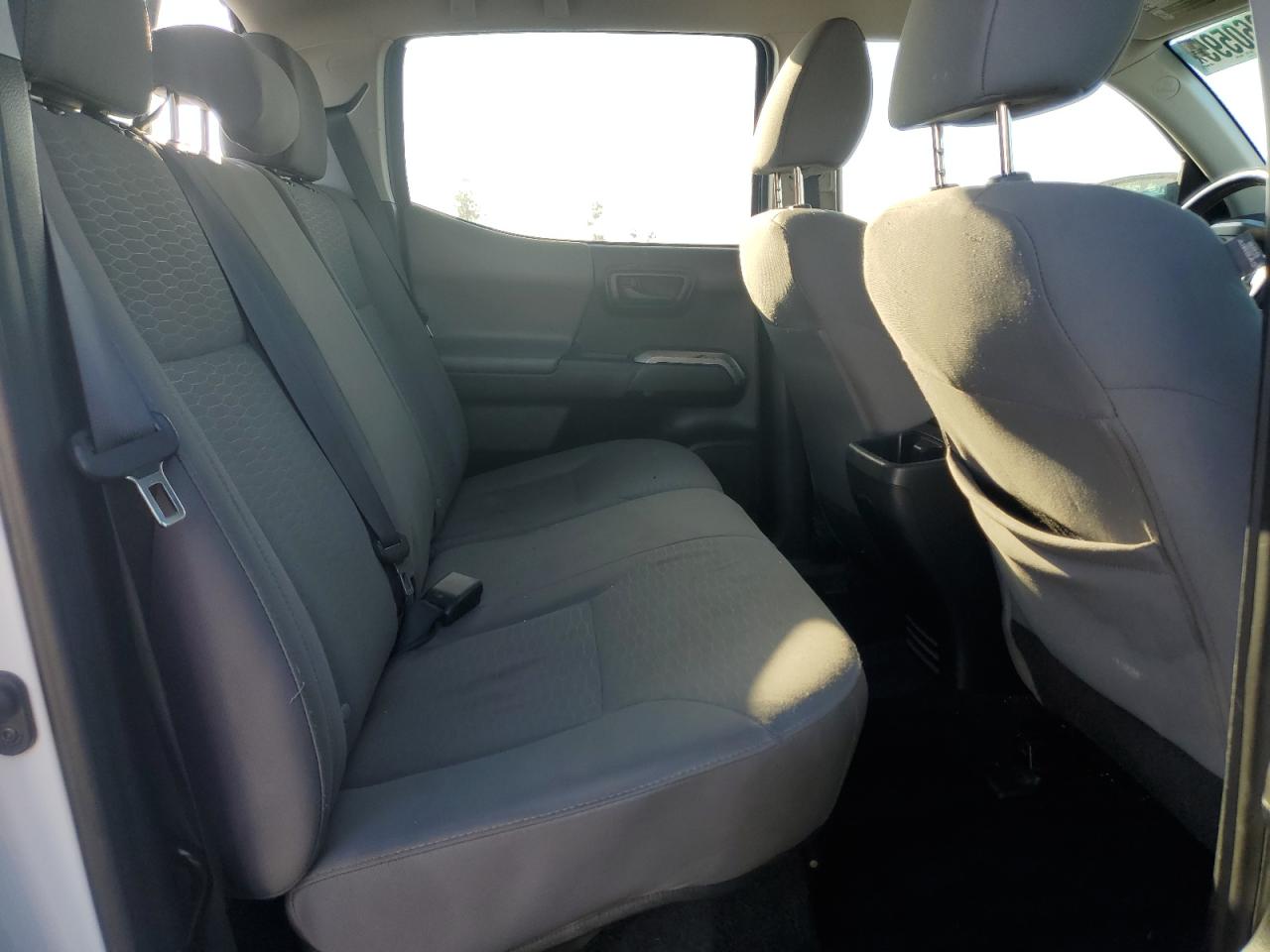 Toyota Tacoma Double Cab Image 13